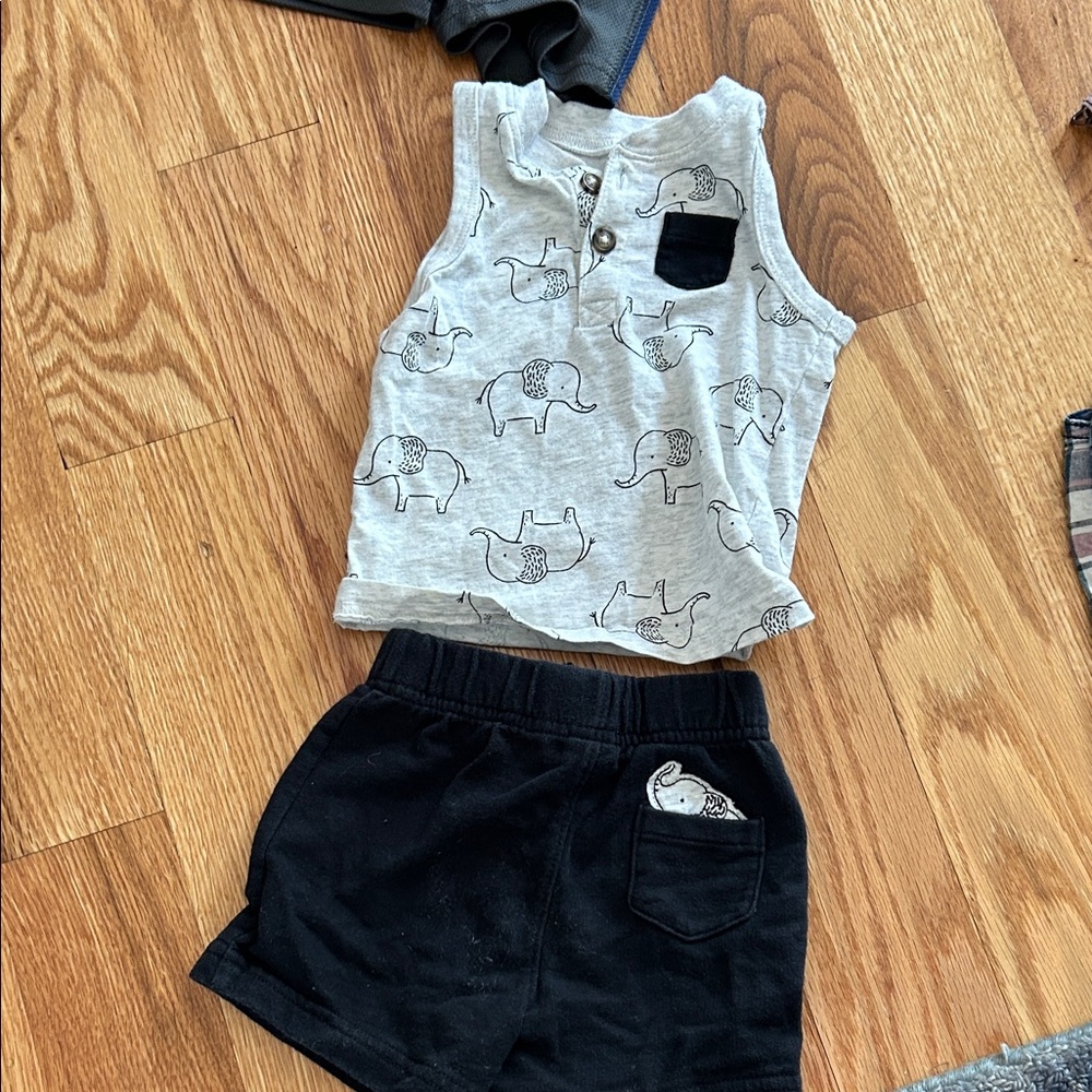 Boys 6-9 month summer bundle - Picture 5 of 6